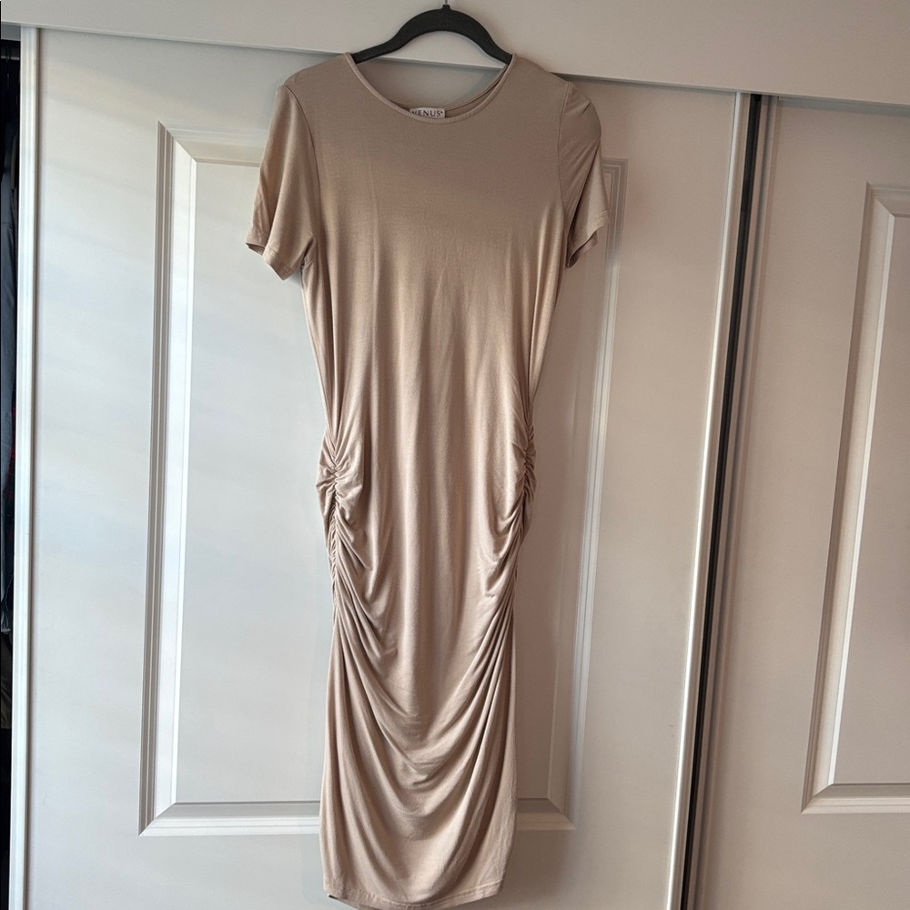 Venus **BEIGE** T-shirt Ruched Midi Dress - Flattering & COMFY!  sz Small